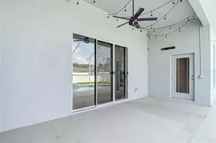 220 Ronja Ln, Valrico, FL 33594 - Photo 83