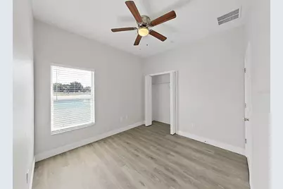 11908 Fern Blossom Drive, Gibsonton, FL 33534 - Photo 17
