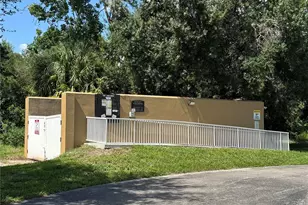 9288 Lake Chase Island Way, Tampa, FL 33626 - Photo 63