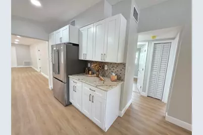 138 Davison Avenue NE, Saint Petersburg, FL 33703 - Photo 19