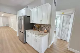 138 Davison Ave NE, Saint Petersburg, FL 33703 - Photo 19