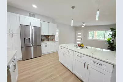 138 Davison Avenue NE, Saint Petersburg, FL 33703 - Photo 25