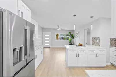 138 Davison Avenue NE, Saint Petersburg, FL 33703 - Photo 21