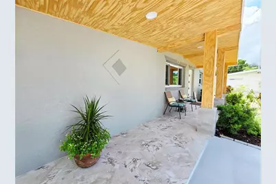 138 Davison Avenue NE, Saint Petersburg, FL 33703 - Photo 59