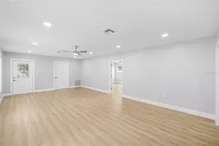 138 Davison Ave NE, Saint Petersburg, FL 33703 - Photo 47