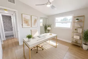 138 Davison Ave NE, Saint Petersburg, FL 33703 - Photo 23