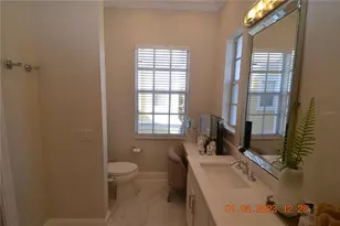 2405 Victoria Gardens Ln, Tampa, FL 33609 - Photo 27