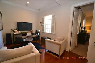 2405 Victoria Gardens Ln, Tampa, FL 33609 - Photo 17