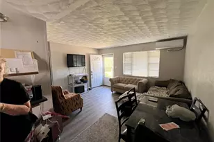 1044 58th Ave N, Saint Petersburg, FL 33703 - Photo 11