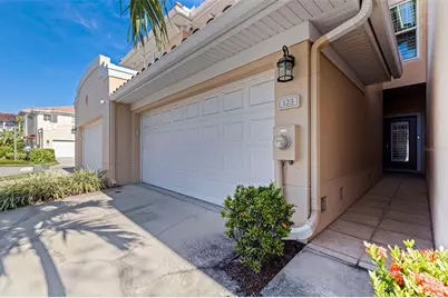 123 Valencia Circle, Saint Petersburg, FL 33716 - Photo 3