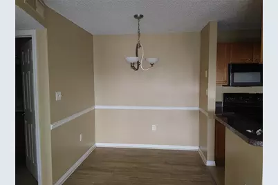 215 Lake Brook Circle #201, Brandon, FL 33511 - Photo 7