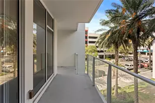 175 1st St S, Saint Petersburg, FL 33701 - Photo 29
