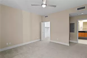 175 1st St S, Saint Petersburg, FL 33701 - Photo 21
