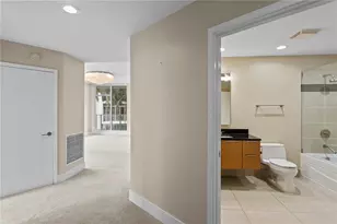 175 1st St S, Saint Petersburg, FL 33701 - Photo 17