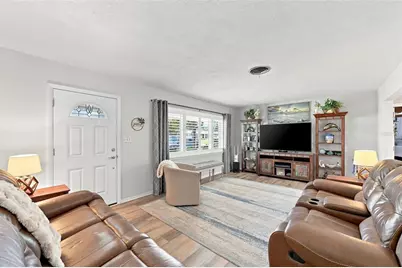 8919 109th Lane, Seminole, FL 33772 - Photo 13