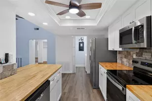 7025 Cognac Dr, New Port Richey, FL 34653 - Photo 9