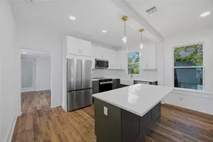 815 E Frierson Ave, Tampa, FL 33603 - Photo 13