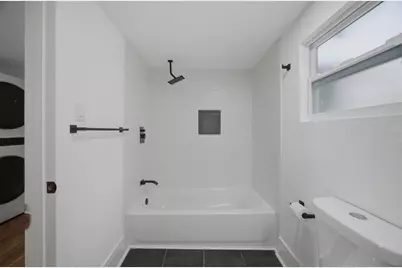 815 E Frierson Avenue, Tampa, FL 33603 - Photo 27