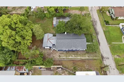 815 E Frierson Avenue, Tampa, FL 33603 - Photo 37