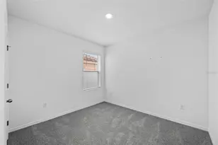 35630 Kinsey Pt, Zephyrhills, FL 33541 - Photo 25