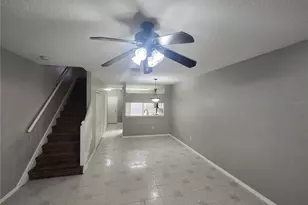 2302 Lake Woodberry Cir, Brandon, FL 33510 - Photo 9
