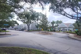 2302 Lake Woodberry Cir, Brandon, FL 33510 - Photo 43