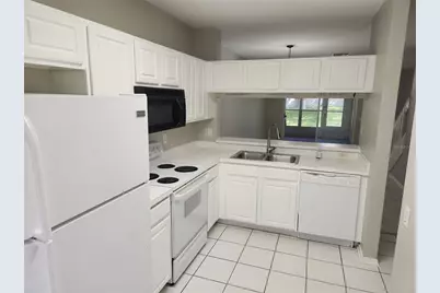 2302 Lake Woodberry Circle, Brandon, FL 33510 - Photo 3