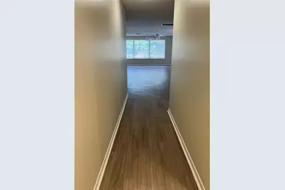 5521 80th Street N #302, Saint Petersburg, FL 33709 - Photo 3