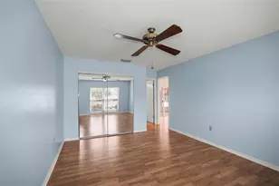 1112 40th Ave NE, Saint Petersburg, FL 33703 - Photo 15