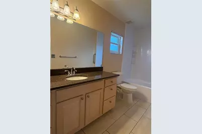 1112 40th Ave NE, Saint Petersburg, FL 33703 - Photo 15