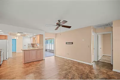 1112 40th Ave NE, Saint Petersburg, FL 33703 - Photo 5