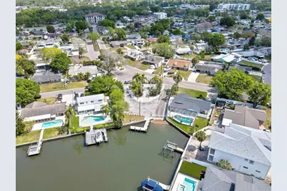 8424 Stillbrook Avenue, Tampa, FL 33615 - Photo 35