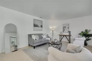 8424 Stillbrook Ave, Tampa, FL 33615 - Photo 3