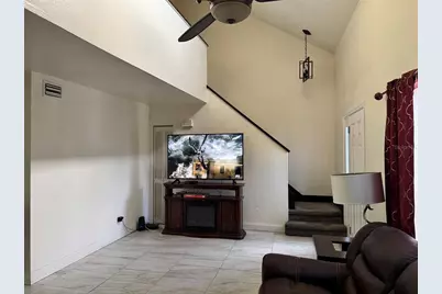 717 Gasparino Court, Seffner, FL 33584 - Photo 9