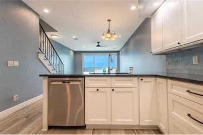 4651 Mirabella Court, Saint Pete Beach, FL 33706 - Photo 17