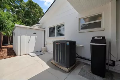 8843 117th Street, Seminole, FL 33772 - Photo 43