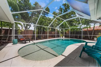 8843 117th Street, Seminole, FL 33772 - Photo 7