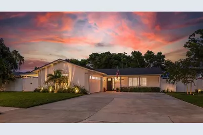 8843 117th Street, Seminole, FL 33772 - Photo 1