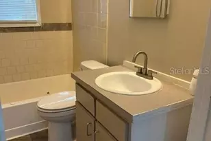 1010 Rosery Rd NW, Largo, FL 33770 - Photo 21