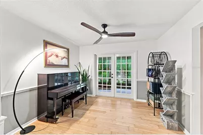 2107 W Fore Drive, Tampa, FL 33612 - Photo 23