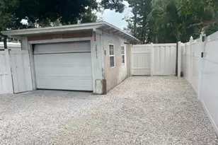 2813 46th St S, Gulfport, FL 33711 - Photo 5