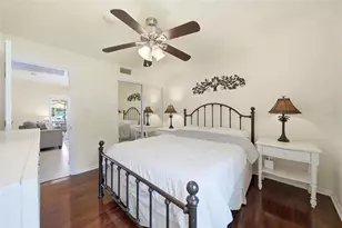 5092 Beach Dr SE, Saint Petersburg, FL 33705 - Photo 17