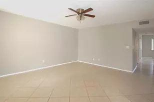 3300 Fox Chase Circle N, Palm Harbor, FL 34683 - Photo 3