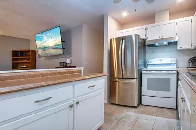 2228 Greenhaven Drive #384, Sun City Center, FL 33573 - Photo 17