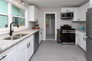1532 13th St S, Saint Petersburg, FL 33705 - Photo 13