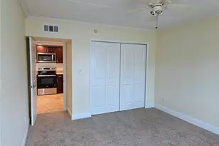 10365 Paradise Blvd, Treasure Island, FL 33706 - Photo 11