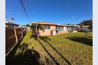 8923 110th Lane, Seminole, FL 33772 - Photo 7