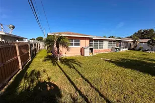 8923 110th Ln, Seminole, FL 33772 - Photo 7