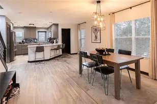 528 Vincinda Crest Way, Tampa, FL 33619 - Photo 17