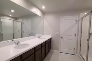 2525 Arbor Wind Dr, Lutz, FL 33558 - Photo 21